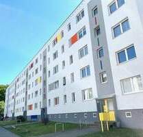 Renovierte 4 Zimmer Wohnung - 430,00 EUR Kaltmiete, ca.  68,60 m² Wohnfläche in Schwerin (PLZ: 19063) Mueßer Holz