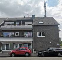 3 Zi. Wohnung im 2.OG mit 2x Balkon, Keller und Garage in ruhiger Vorstadtlage - Mönchengladbach Wickrathberg
