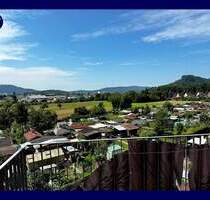 NEU*NEU*NEU!! 2 Zimmer + Tageslichtbad mit Dusche + neuer Boden + Balkon mit herrlichem Ausblick - Singen (Hohentwiel)