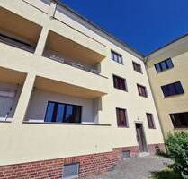 Drei Zimmer Wohnung mit großem Balkon in Cracau! - Magdeburg