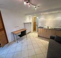 Nur für 1 Person Möblierte 1 - Zimmer - Untergeschosswohnung (Kellerwohnung) mit Einbauküche und separatem Eingang - Trier Trier-Ost