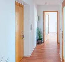 Helle 1-Zimmer-Wohnung mit Tageslichtbad - Chemnitz Schönau