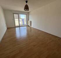 2er3er-WG oder kleine Familie gesucht! Große Wohnung mit zwei Balkonen - Mannheim/Oststadt