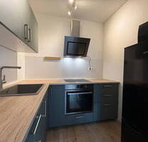 Saniertes 1-Zimmer Apartment mit EBK und großem Balkon - Mönchengladbach Rheydt-West