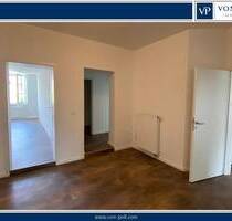 Erstbezug nach Renovierung: 4 - Zimmerwohnung am Marktplatz - auch WG geeignet - Schweinfurt Altstadt