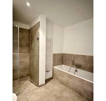 :-) Mit Blick zum Baumwollpark! 3-Zimmer-Wohnung! ERSTBEZUG ab Juni 2025!+ Großzügiges Wohnzimmer + Fußbodenheizung + Balkon + offene Küche + Lift - Flöha