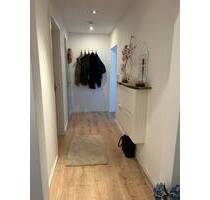 Schöne 2-Zimmer Wohnung mit Einbauküche mitten in Lage!