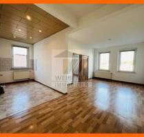 3 Zimmer Wohnung im Ostviertel mit neuem Bodenbelag & Garage! - Gera