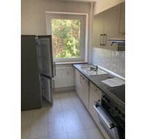 Gemütliche 3-Zimmer mit neuem Laminat, Wanne und Garage in guter Lage! - Chemnitz Gablenz