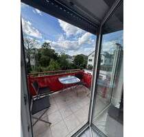 HU City geräumige sanierte 3 Zimmer mit schönem Balkon - WG möglich - - Hanau