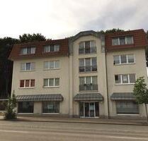 ** Kleine 2-Zimmer mit Laminat, Stellplatz und Wannenbad zum Toppreis! ** - Wittgensdorf b Chemnitz