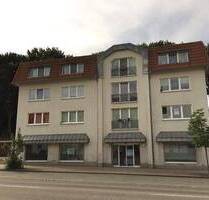 ** Kleine 2-Zimmer mit Laminat, Stellplatz und Wannenbad zum Toppreis! ** - Wittgensdorf b Chemnitz