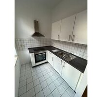 Großzügige 1-Zimmer mit Einbauküche, Dusche und Laminat in zentraler Lage! - Chemnitz Sonnenberg