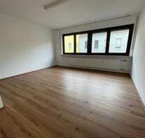 Nähe Allersberger Straße ! 2-ZW, 50 m², Einbauküche, 2.OG ohne Aufzug - Nürnberg Glockenhof