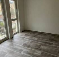 Günstige 2-Zimmer mit Tiefgarage, Dusche und Balkon in beliebter Lage! - Chemnitz Altchemnitz