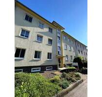Günstige 2-Zimmer mit Laminat und Wannenbad in Bestlage!!! - Chemnitz Schönau