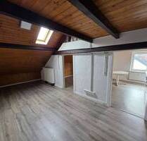 2 Zimmer Wohnung inkl. Einbauküche und Wannenbad - Riegelsberg