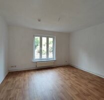 DREI ZIMMER - sofort einzugsbereit - Zeitz