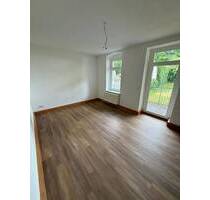 Großzügige 2-Zimmer mit Laminat, Wannenbad und Balkon in guter Lage! EBK mgl. - Chemnitz Gablenz