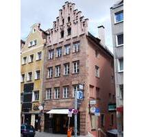 Nürnberger Altstadt - 2 Zimmer Wohnung mit Burgblick!