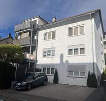 Helle 2,5 Zimmer Wohnung im 2. Obergeschoss mit Balkon - Böblingen