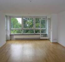 3-Zimmer-Wohnung mit Balkon und Loggia mit Garage und PKW-Stellplatz - Heroldsberg
