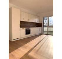 Lichterfüllte 2-Zimmer EG-Wohnung mit modernem Tageslichtbad, Marken-EBK und großer Westterrasse - Oberasbach Kreutles