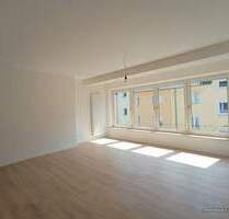 DU-Rheinhausen, Hans-Böckler-Straße 4 - Frisch sanierte 3 Zimmer-Top-Wohnung mit Balkon gerne zeitnah zu mieten !! - Duisburg Hochemmerich