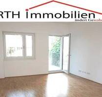 Frisch Renoviert -2 Zimmer Wohnung mit Balkon u. Fußbodenheizung im Living Circle. - Düsseldorf Flingern Nord