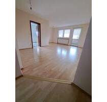 3-Zimmer-Wohnung mit Balkon, Carport und Stellplatz in Wendelstein