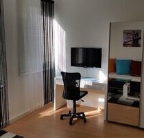 Möbliertes WG-Zimmer in einer großzügigen 5-Zimmer-Wohnung - Weil der Stadt