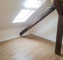 Schöne 3,5- Zimmer Dachgeschoss Wohnung mit Gartenmitbenutzung - Luckenwalde