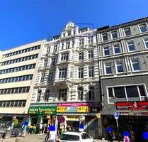 Mittendrin und über allen - gepflegte 3 Zimmer WHG, ca. 92,50 m², im 5. OG am Steindamm, St. Georg - Hamburg St.Georg