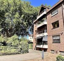 *Einladende Dachgeschosswohnung mit Balkon und Garage in gepflegten 3-Familienhaus- Odenkirchen* - Mönchengladbach