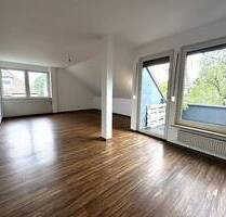 Gepflegte 2 Zimmer Dachgeschoss-Wohnung mit Balkon in ruhiger Lage - Datteln-Stadtmitte