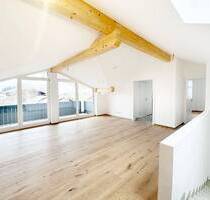 Neubau – wunderschöne 124 m2 große 4-Zimmer DG Wohnung mit Balkon in Halfing