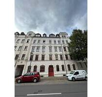 Großzügige 3-Zimmer mit Balkon, Wannenbad und Laminat in zentraler Lage! SP mgl. - Chemnitz Sonnenberg 212