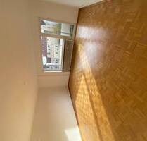 Sanierte 2-Zimmer Wohnung mit Parkettboden, Balkon und Stellplatz im östlichen Ringgebiet - Braunschweig