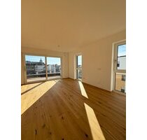 Schöne 3-Zimmer Penthouse Wohnung mit Gäste-WC in zentraler Stadtlage in Deggendorf!
