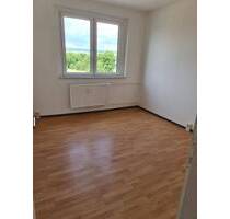 *NEU* 2 Zimmer Wohnung - 294,00 EUR Kaltmiete, ca.  53,00 m² Wohnfläche in Kindelbrück (PLZ: 99638)