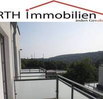 2 Zimmer Whg. Eignet sich für eine Einzelperson! Balkon, EBK, Parkett + Fußbodenheizung. - Wuppertal Elberfeld