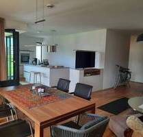 Vollmöblierte 3 Zimmer Designwohnung im Herzen Düsseldorfs