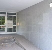 Uetersen Zentrum 2,5 Zimmer + Küche, Wannenbad, Balkon, Aufzug, Stellplatz