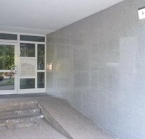 Uetersen Zentrum 2,5 Zimmer + Küche, Wannenbad, Balkon, Aufzug, Stellplatz