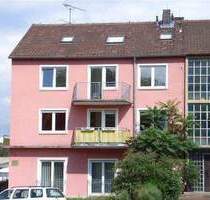 Kitzingen, helle 4-Zimmer Wohnung mit Balkon zum 01.01.2026 zu vermieten