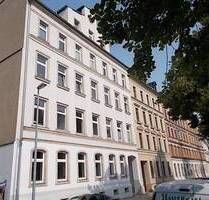 Großzügige 3-Zimmer mit Abstellraum, Laminat, Riesenküche, EBK und Wannenbad in uninaher Lage!! - Chemnitz