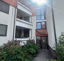 SOFORT VERFÜGBAR - Traumhafte Lage am Wöhrder See! Renovierte 2 Zimmer Dachgeschoss-Wohnung - Nürnberg Steinplatte