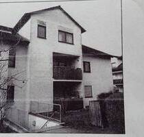 1 Zimmer Wohnung EBK und Balkon, langfristiges Mietverhältnis erwünscht - Markgröningen