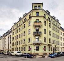 Balkon + EBK + Parkett + Wanne + WG-geeignet. Sanierter Altbau mit Aufzug in zentraler Lage. - Dresden Friedrichstadt