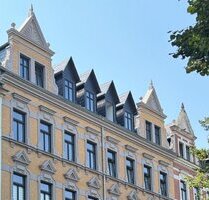 Beste Lage - Kaßberg! + ERSTBEZUG + tolle 3-Zimmer DG-Wohnung + Dielenböden + EBK + Spitzboden + Stellplatz möglich - Chemnitz